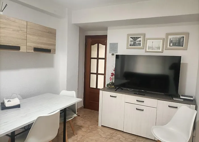 Espacioso Frente Al Corte Ingles Con Plaza De Garaje Gratis - Vu75 * Salamanca