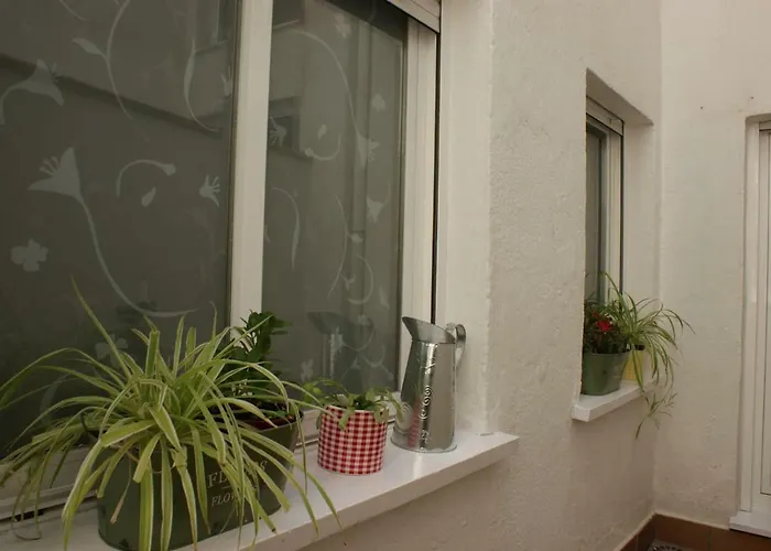 Espacioso Frente Al Corte Ingles Con Plaza De Garaje Gratis - Vu75 * Salamanca